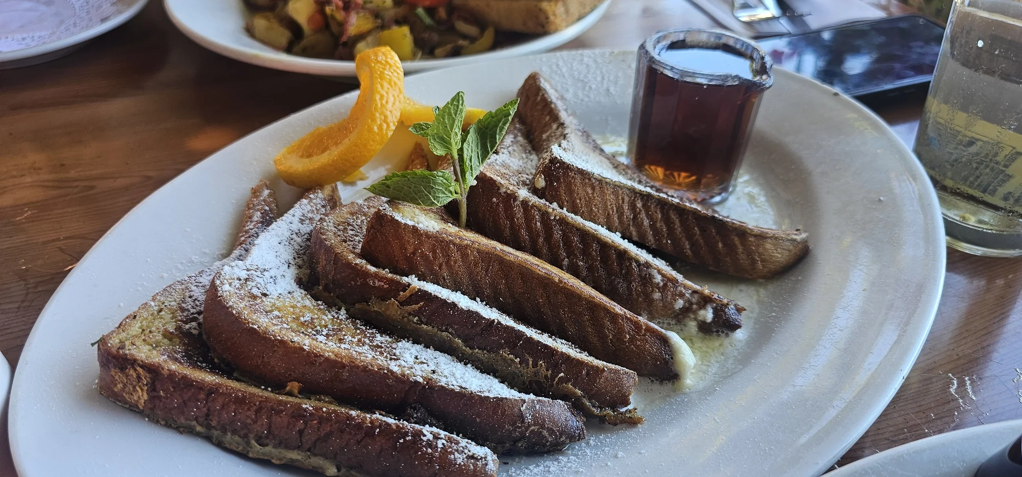 Wave Street Cafe 4