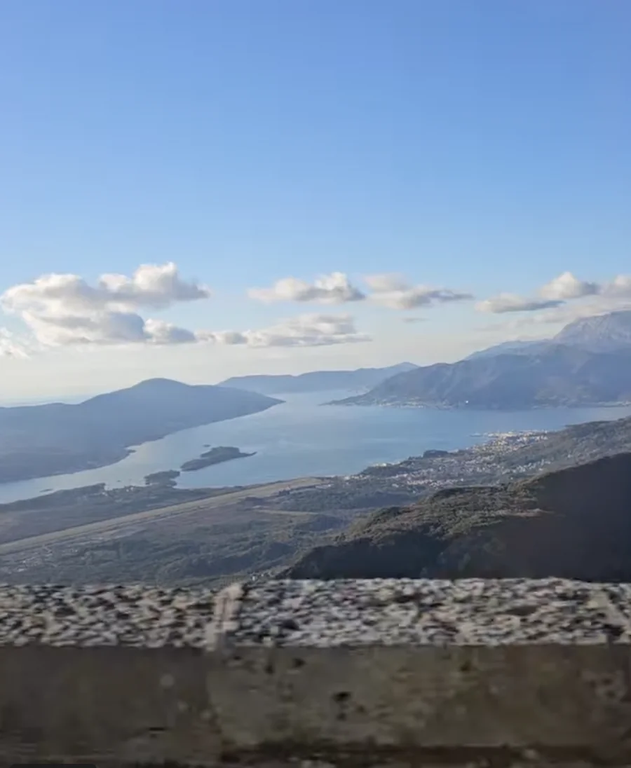 Serpentine Road towards peak to Cetinje Monastery 3