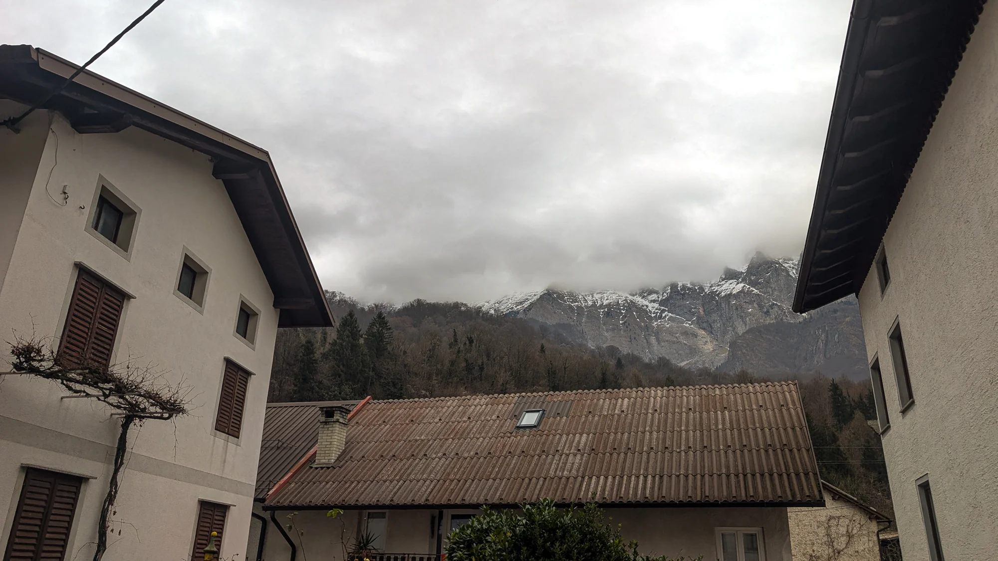 Apartma Luna with Mountain View 2